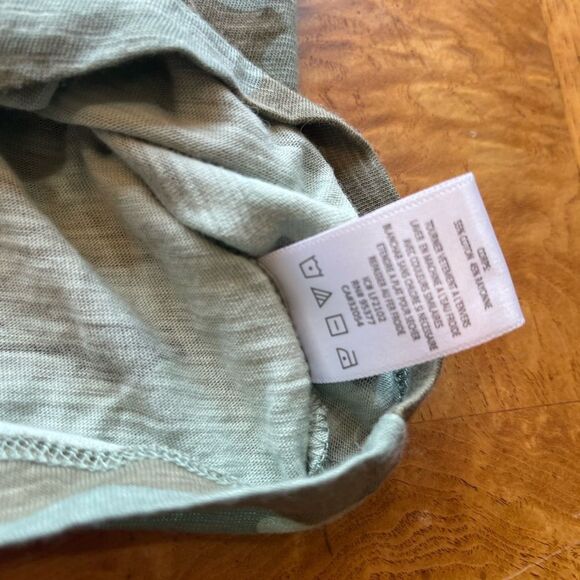 CAMOFLAUGE TIE front stitch fix tee! - Picture 11 of 12